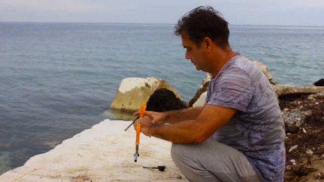 ПРОСТАЯ УДОБНАЯ ЛЕГКАЯ подставка для удочек из дуг от палатки!!! смотреть онлайн