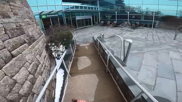 ANGRY SECURITY GUARD VS SCOOTER RIDER… смотреть онлайн