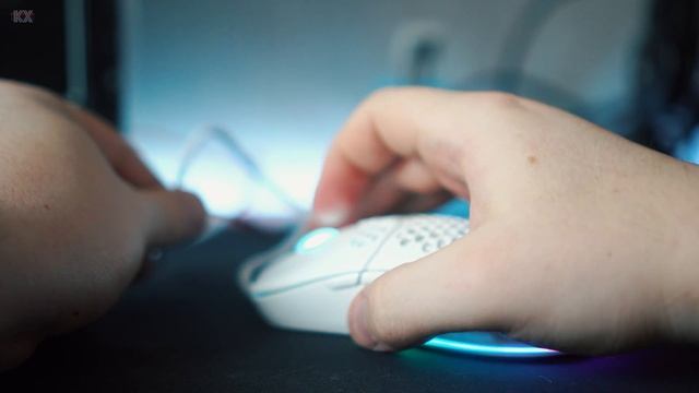 Игровая мышка Delux M700 на сенсоре PixArt PMW3389.