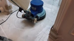 Как удалить царапины и пятна на керамограните? С помощью полировки