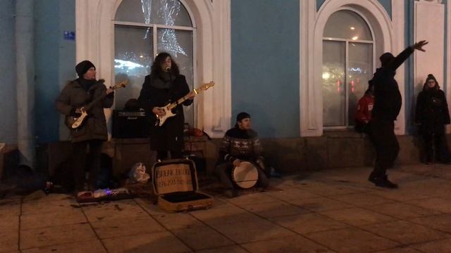 Кавер версия группы DEPECHE MODE песня personal jesus. Уличные музыканты депеш мод смотреть онлайн