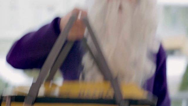 Новогодняя акция службы доставки еды Dostaевский смотреть онлайн