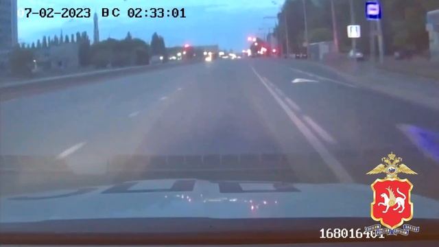 В Казани сотрудники ДПС помогли роженице быстро добраться до больницы смотреть онлайн
