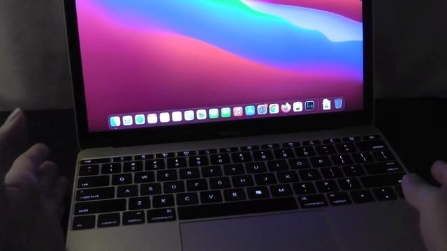 REVIEW: Apple 12" MacBook Retina in 2023 - Any Good? - Now $150 Budget Laptop смотреть онлайн
