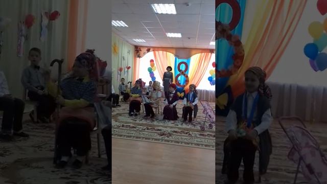 Бабушки старушки.садик 20. Балаково смотреть онлайн