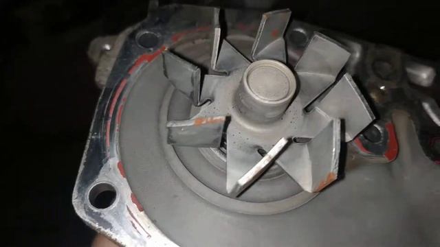 Рено Флюенс! помпа меняется вместе с крышкой! прошла 100. тысяч смотреть онлайн