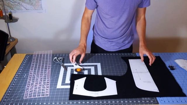 Cutting Fabric Panels for Trail Running Backpack Pattern смотреть онлайн