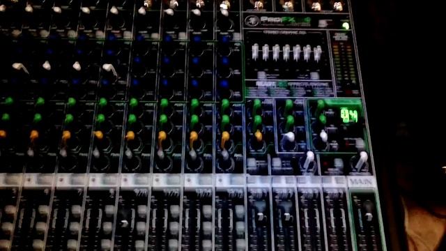 Mackie Profx16 V2