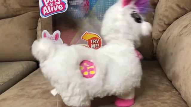 ZURU PETS ALIVE Лама трясущая головой и попой