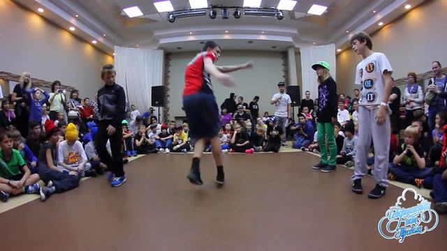Monster crew vs ..... 2х2 начинающие до 2х лет опыта СОВЕРШЕНСТВУ НЕТ ПРЕДЕЛА Осень 2014 смотреть онлайн