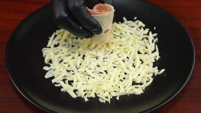 In 15 Minutes Quick & Tasty! Only 4 Ingredients Pizza Roll смотреть онлайн