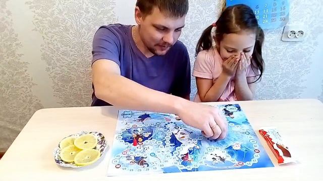 ЧЕЛЛЕНДЖ ДОЧКА V/S ПАПА семейная игра холодное сердце или CHALLENGE game DAUGHTER V/S DAD FROZEN смотреть онлайн