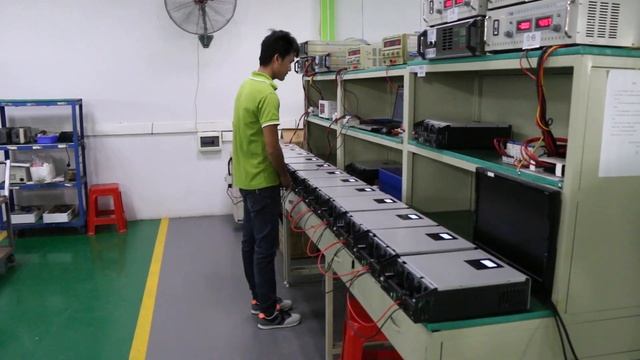 Hybrid Solar Inverter Testing смотреть онлайн