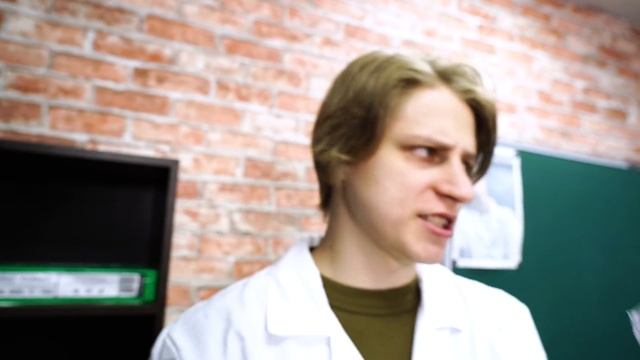 Как выглядит зеркало под микроскопом? смотреть онлайн