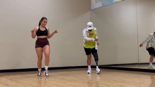 Bachata | La Bachata by MTZ Manuel Turizo Dancer | Zumba | @Zin_Felix | @fezitar смотреть онлайн