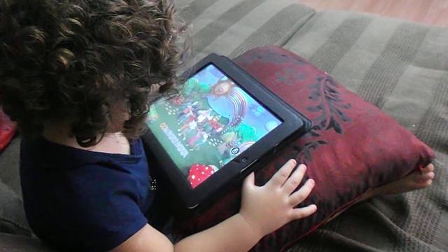 Bellinha E O Netbook - Fev/2014