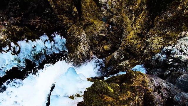 ВОДОПАДЫ КЫРГЫЗСТАНА  ЛЕДОВЫЙ ВОДОПАД  УЩЕЛЬЕ БАРСКООН ИССЫК-КУЛЬ