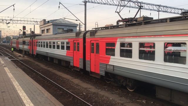 Электропоезд ЭД4М-0163 станция Москва-Пассажирская-Ярославская смотреть онлайн