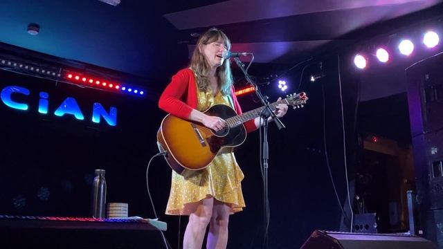 Suzie Ungerleider - Sweet Litte Sparrow - Musician Pub Leicester 7th Jun 2022 смотреть онлайн