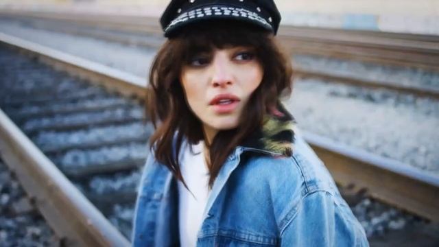 Skechers D'Lites - Anuncio 2018 Spot Comercial Publicidad смотреть онлайн