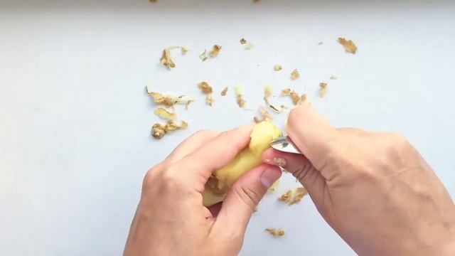 Как почистить корень имбиря без использования ножа? смотреть онлайн