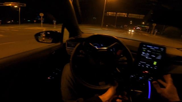 Renault Clio 2023 - Night POV Review in 4K (E-Tech 145 HP Full Hybrid), Consumption смотреть онлайн