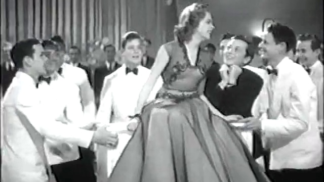 Judy Garland - Embraceable You смотреть онлайн