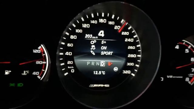 Mercedes Benz CLS63 AMG acceleration. German autobahn. смотреть онлайн