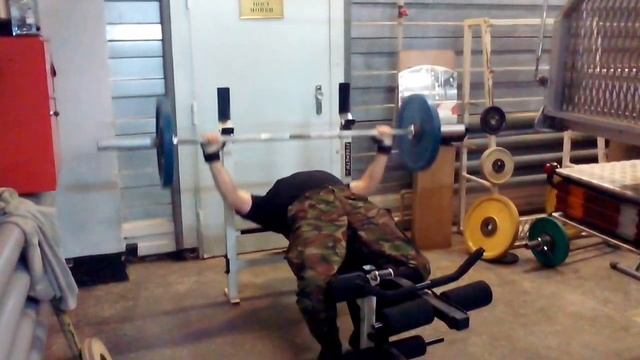 Жим лёжа 60 кг на 60 раз смотреть онлайн