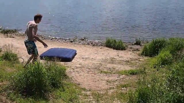Чикун-сайгак получает дозу огнетушителя смотреть онлайн