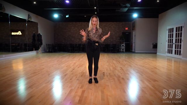 How to dance Batucada | International Samba Tutorial смотреть онлайн