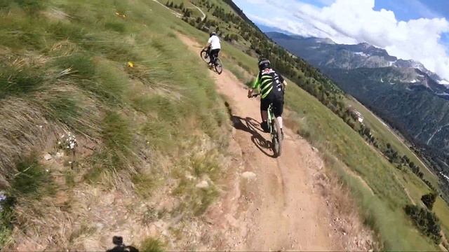 Upper Way // Bike Park Ponte di Legno-Tonale // Track Preview смотреть онлайн