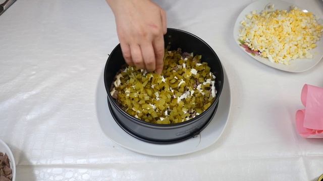 "ЧЕРНЫЙ ПРИНЦ" - Новогодний стол 2022 смотреть онлайн