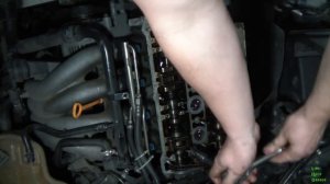 Замена гидронатяжителя цепи. WV Passat B5.