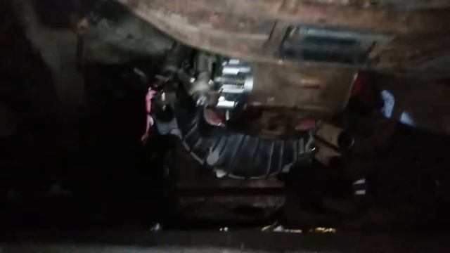 Притащил Каблука в цех для установки двигателя. Почти все готово. ИЖ 2715 смотреть онлайн