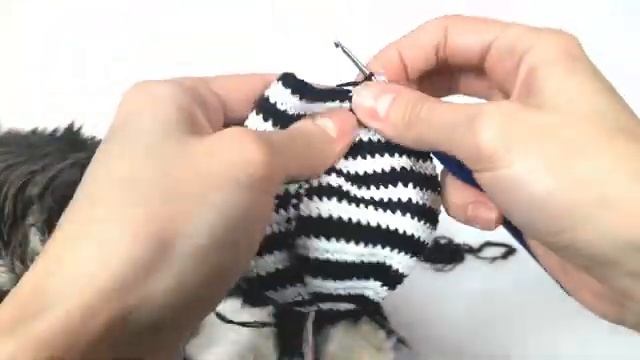 Зебра крючком. Вязаная лошадка. Вязаная зебра. Crochet zebra. Crochet toys. (Урок 2. Тело) смотреть онлайн