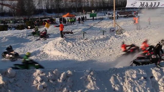 СНЕЖНОЕ РАЛЛИ НА СНЕГОХОДАХ ЧАСТЬ 2 смотреть онлайн