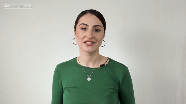 Ladybug Symbolism - What Does Seeing a Ladybug Mean? смотреть онлайн