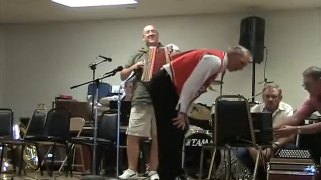 Grand Island Accordion Festival 2010 - Mark Karasek - Gray Mountain Polka смотреть онлайн