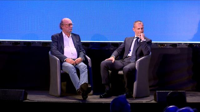 “AIPS incontra Aleksander Ceferin, Presidente UEFA” смотреть онлайн