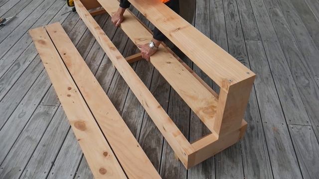Macrocarpa Kitset Patio Planter смотреть онлайн