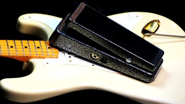 Prymaxe Vintage Wah Pedal Shootout Pt. V: Wilson 12 Position Rippah Booster v. Area 51 All Options! смотреть онлайн