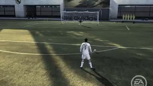 CRISTIANO RONALDO FIfa 09 Freekick