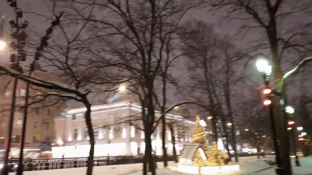 Тверской бульвар. Москва АСМР / ASMR de Moscou / ASMR of Moscow 4K смотреть онлайн