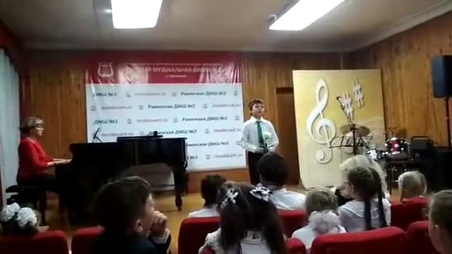 2.10.2018. Я ВИДЕЛ РОЗУ, исполняет Максим Монахов смотреть онлайн