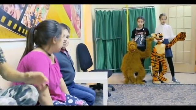 Занятие в киностудии имени Ролана Быкова Тренировка и упражнение по работе с образом и характером смотреть онлайн