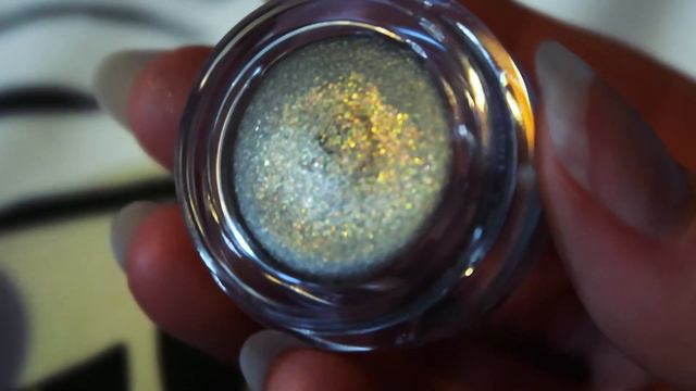 Monami Frost's The Vegan Kind October Unboxing