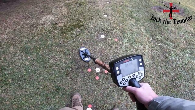 Minelab E-TRAC - Coiltek 10x5 vs Detech 8x6 - iron field test смотреть онлайн