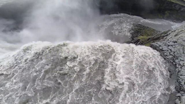 Dettifoss waterfall. Iceland. смотреть онлайн