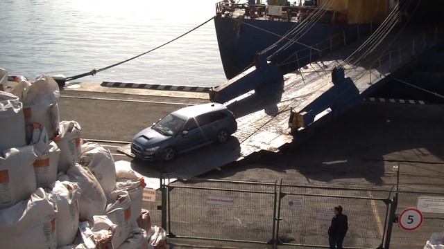 Выгрузка японских машин с судна OCEAN PRIDE I 29.04.2021 года смотреть онлайн